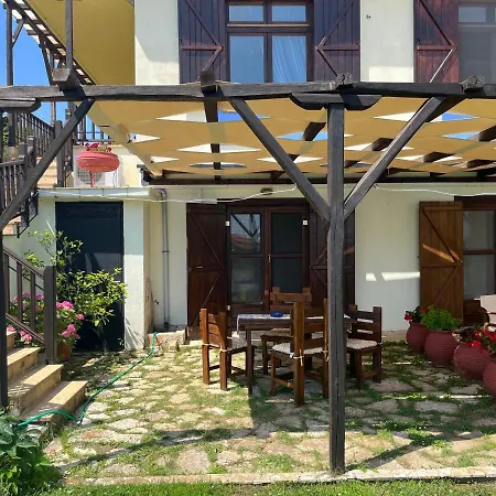 Kaliepia Guest house *