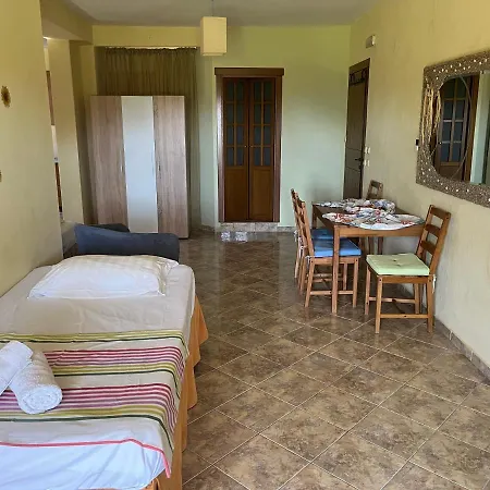 Kaliepia Guest house *
